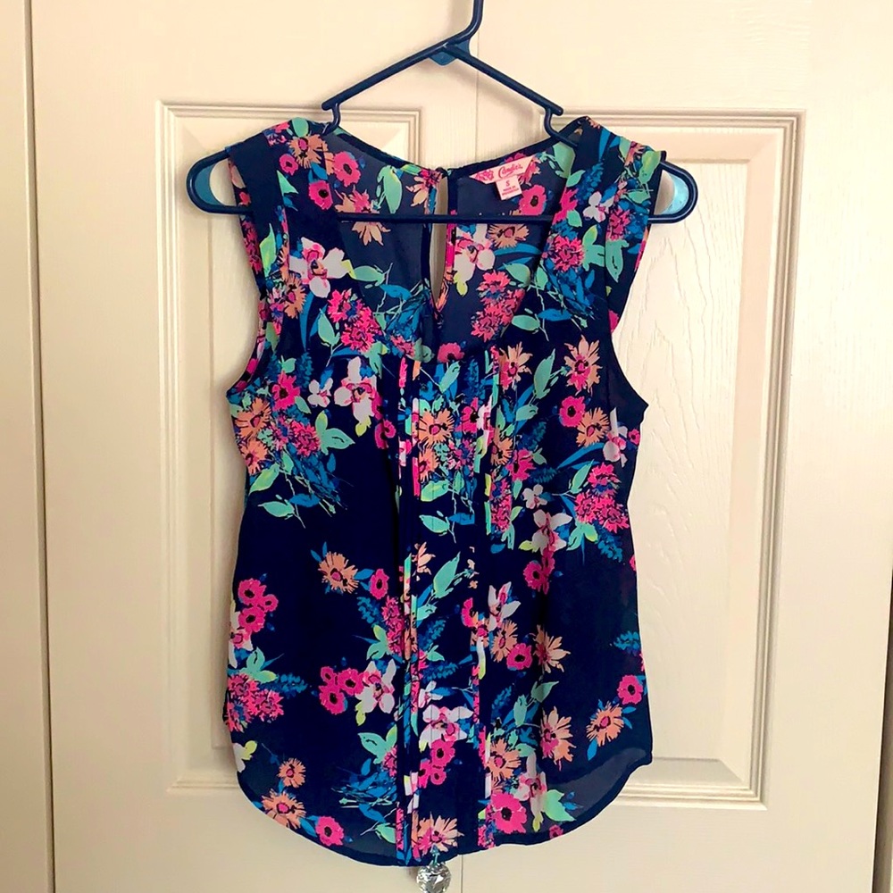 Candie’s floral blouse top